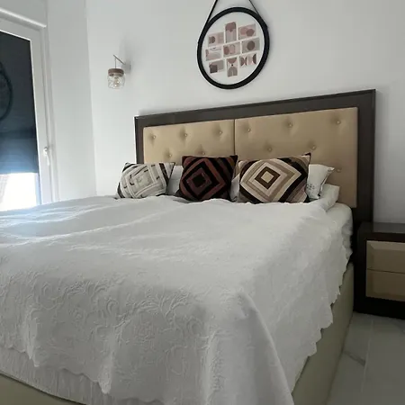 דירה Posidonia טורבייחה